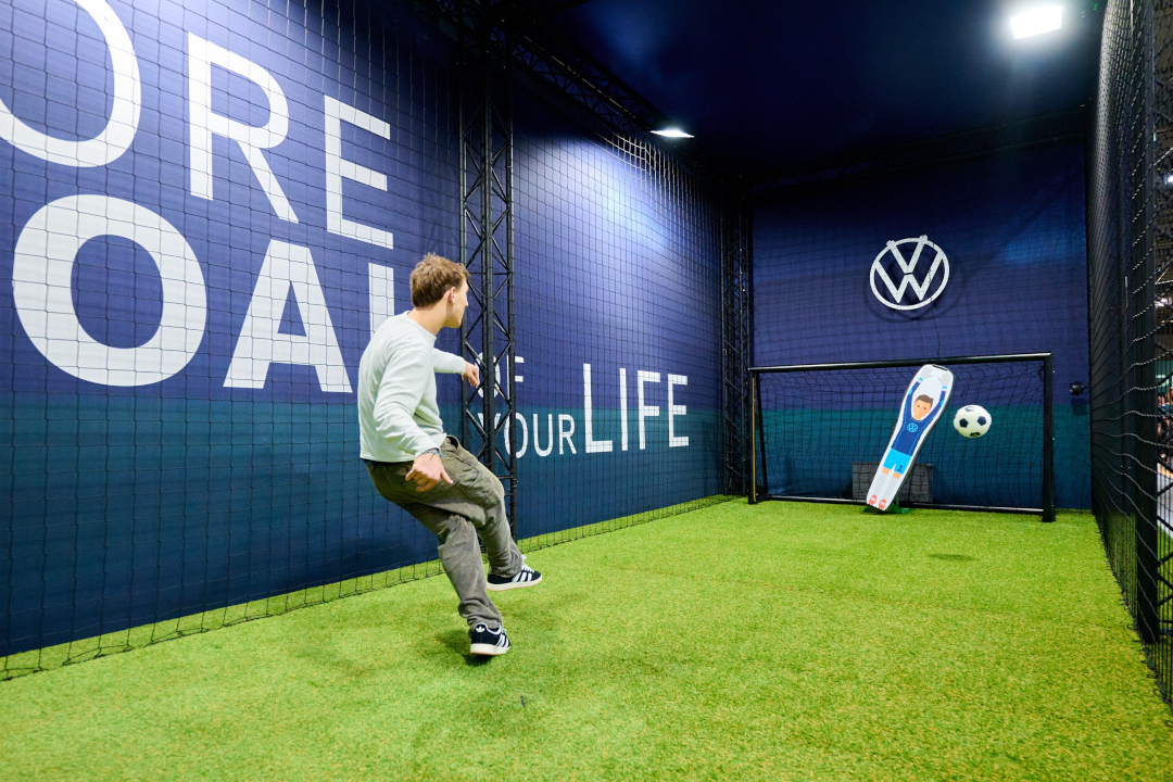 Score the goal of your life - VW, @BMS2026