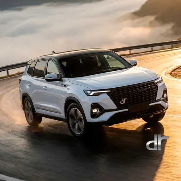 DR 5: The new DR 5, unveiled in preview, is the latest addition to the DR Automobiles group's SUV range, offering the best interior space in its segment. Its versatility makes it an exceptional family car, with unbeatable value for money.