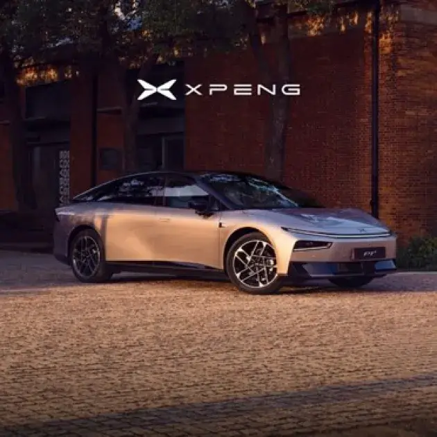 Europese première: XPENG P7+ Intelligent Fastback , XPENG dévoile la P7+ à Bruxelles : fastback électrique, AI et luxe. 